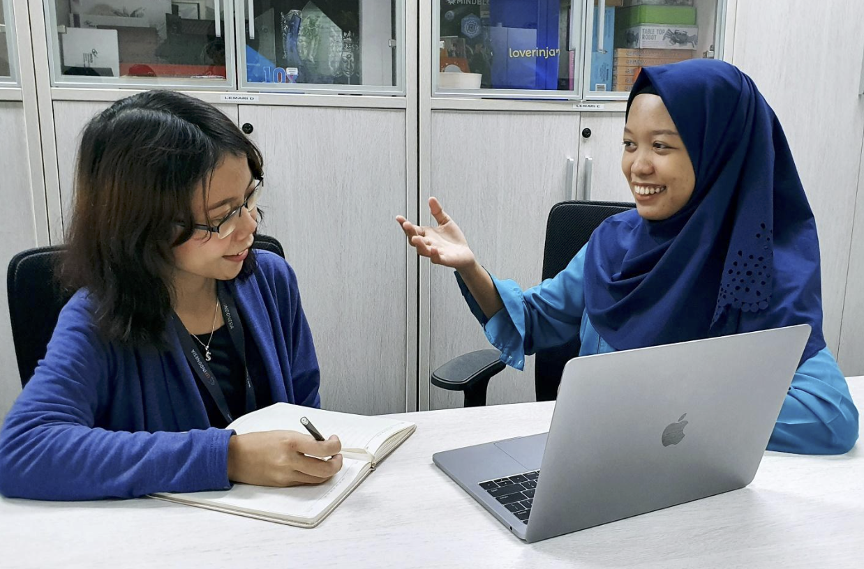 Local Expertise in office